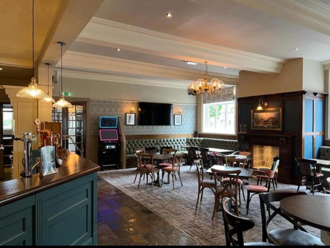 The Wheatley Hotel Донкастер Экстерьер фото